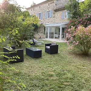 appartement-les-lauriers-roses.hotels-rhonealpes.com/